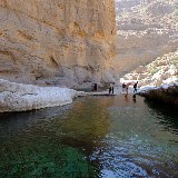 Bei der Wanderung durch das Wadi lässt man bald die üblichen Touristen hinter sich und lernt die wahre Schönheit des Ortes kennen.