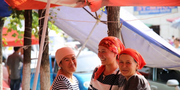 Marktfrauen in Osh, Kirgistan